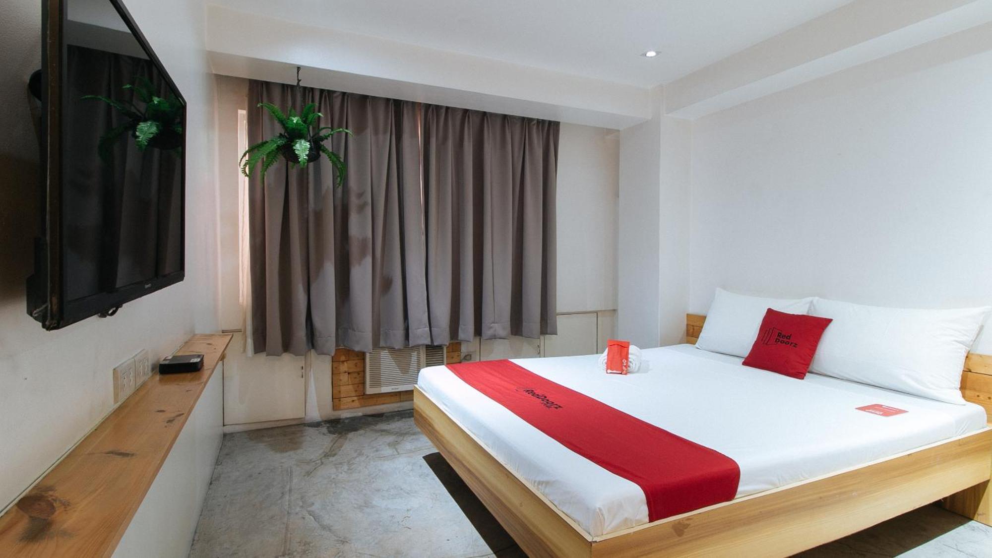 Reddoorz Plus @ Boni Avenue Mandaluyong Exterior foto
